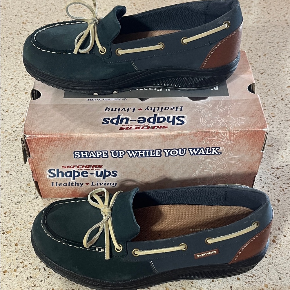 Skechers Women's Shape-Ups Dark Blue and Brown Loafers